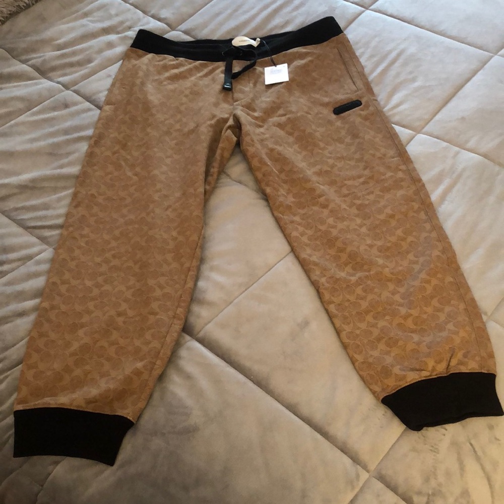 Tan Coach Essential Signature Jogger.  NWT.  Size XL.